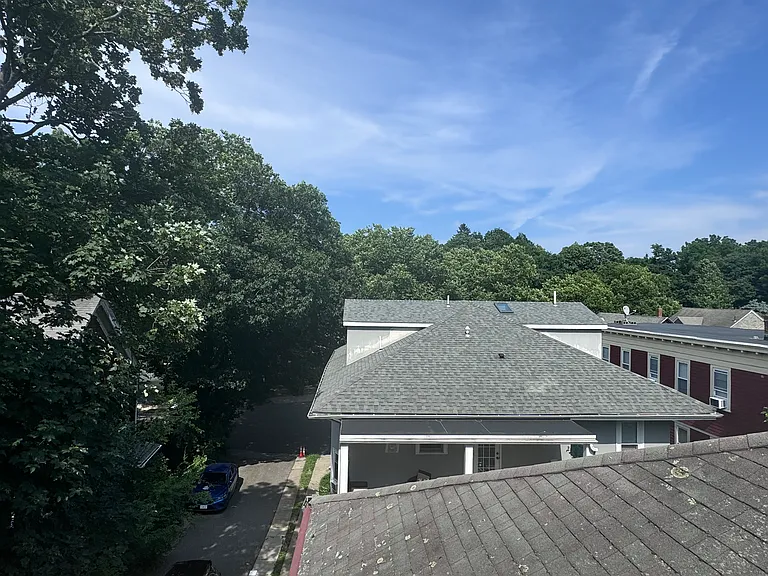 33 Oakland Rd #3 — Photo 2