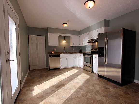 3rd image of 6217 Bretton Woods Dr