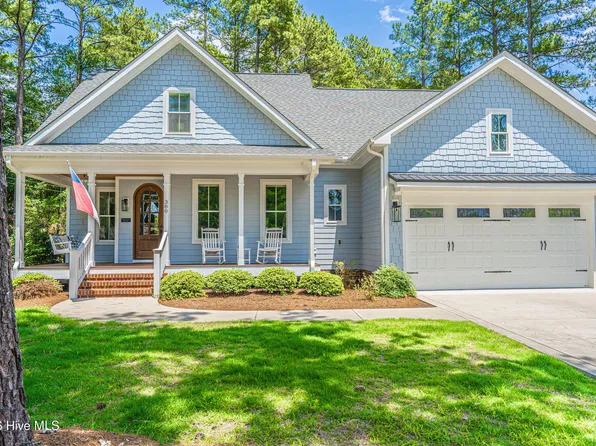 380 Lake Forest Drive SE, Pinehurst, NC 28374