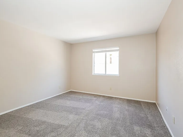 7512 Hickory Hills Dr — Photo 10