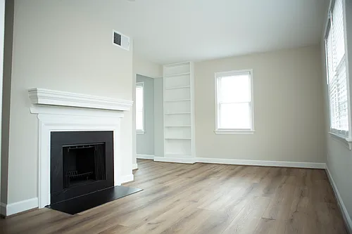 1201 N Pitt St #3A Photo 1