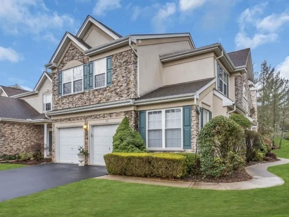 1st image of 30 Ebersohl Cir