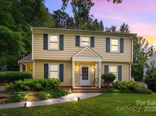 906 Wishing Well Ln, Charlotte, NC 28270