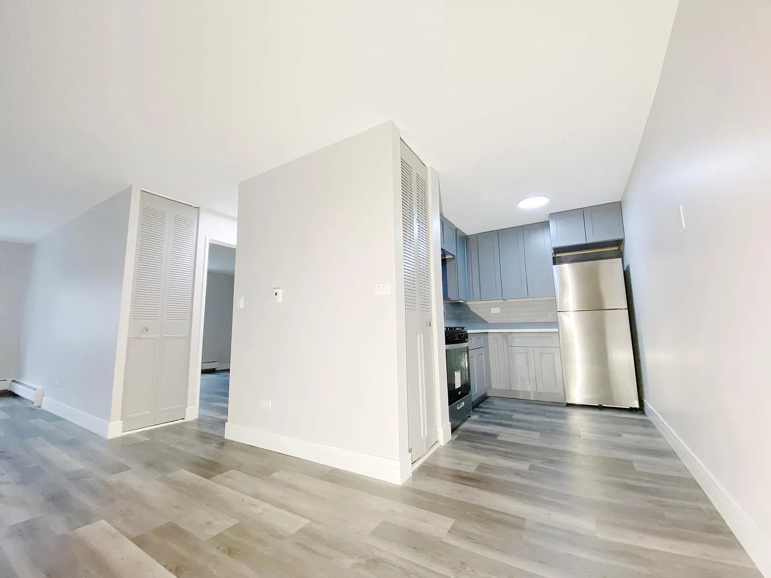 1 bed, 745 sqft, $1,630 — Photo 3