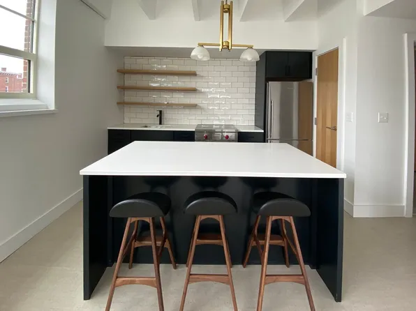 188 Lincoln St., 188 Lincoln St #1, Lewiston, ME 04240