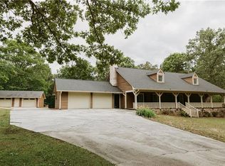 131 Cowan Dr SW, Cartersville, GA