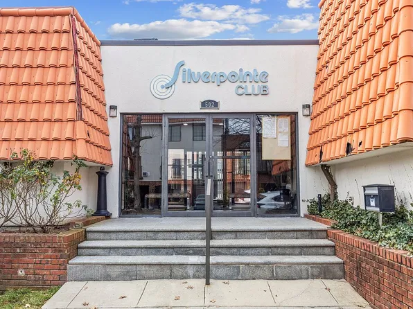 4-23 129th St Unit 34D, College Pt, NY 11356