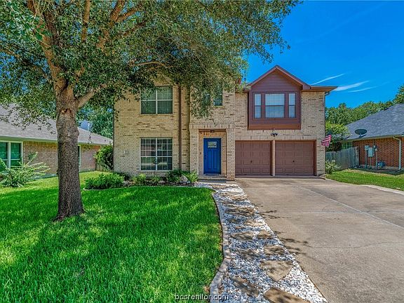 2nd image of 1726 Starling Dr