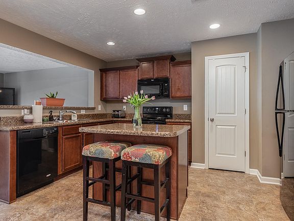 4th image of 4350 Aurora Cir