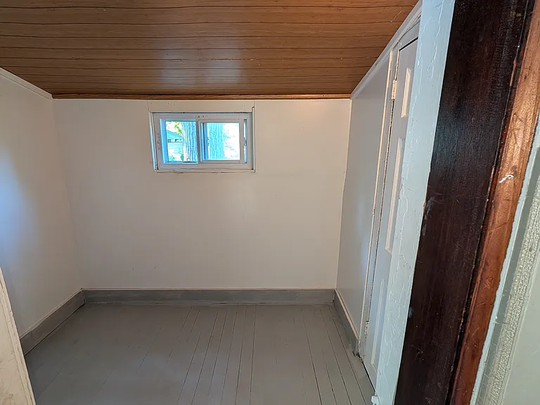 243 W Webster St — Photo 21