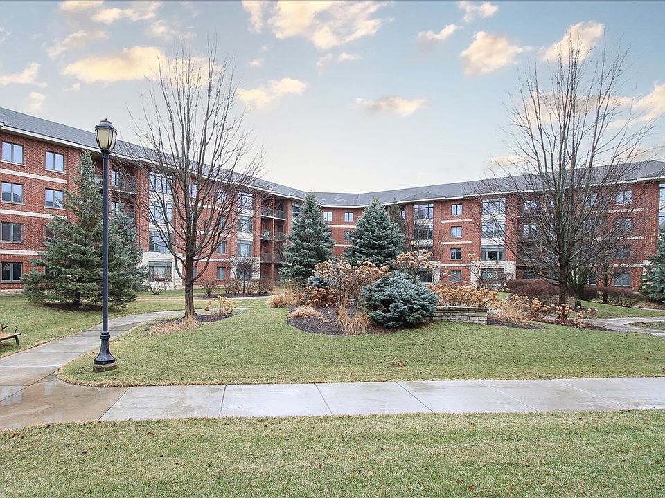 1st image of 855 E 22nd St APT 304