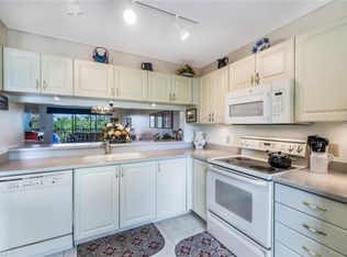 3021 Sandpiper Bay Cir APT E301, Naples, FL 34112