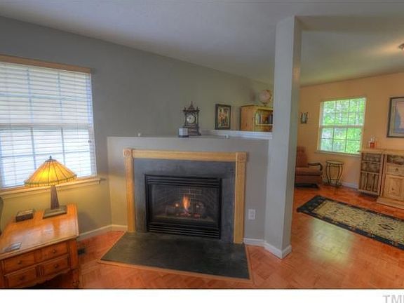 4th image of 2821 Bombay Dr