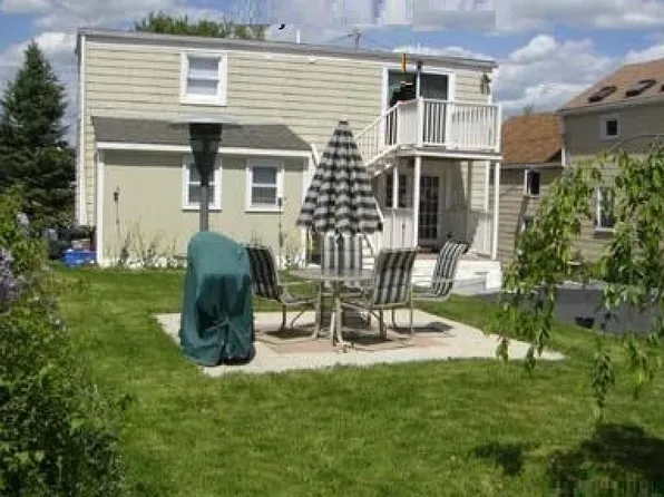 5 Clyde St, Somerville, MA