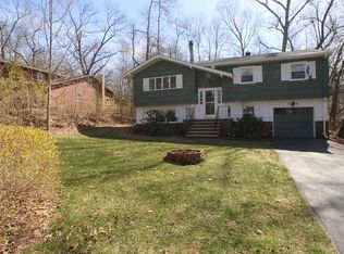 75 Bellot Rd, Ringwood, NJ 07456