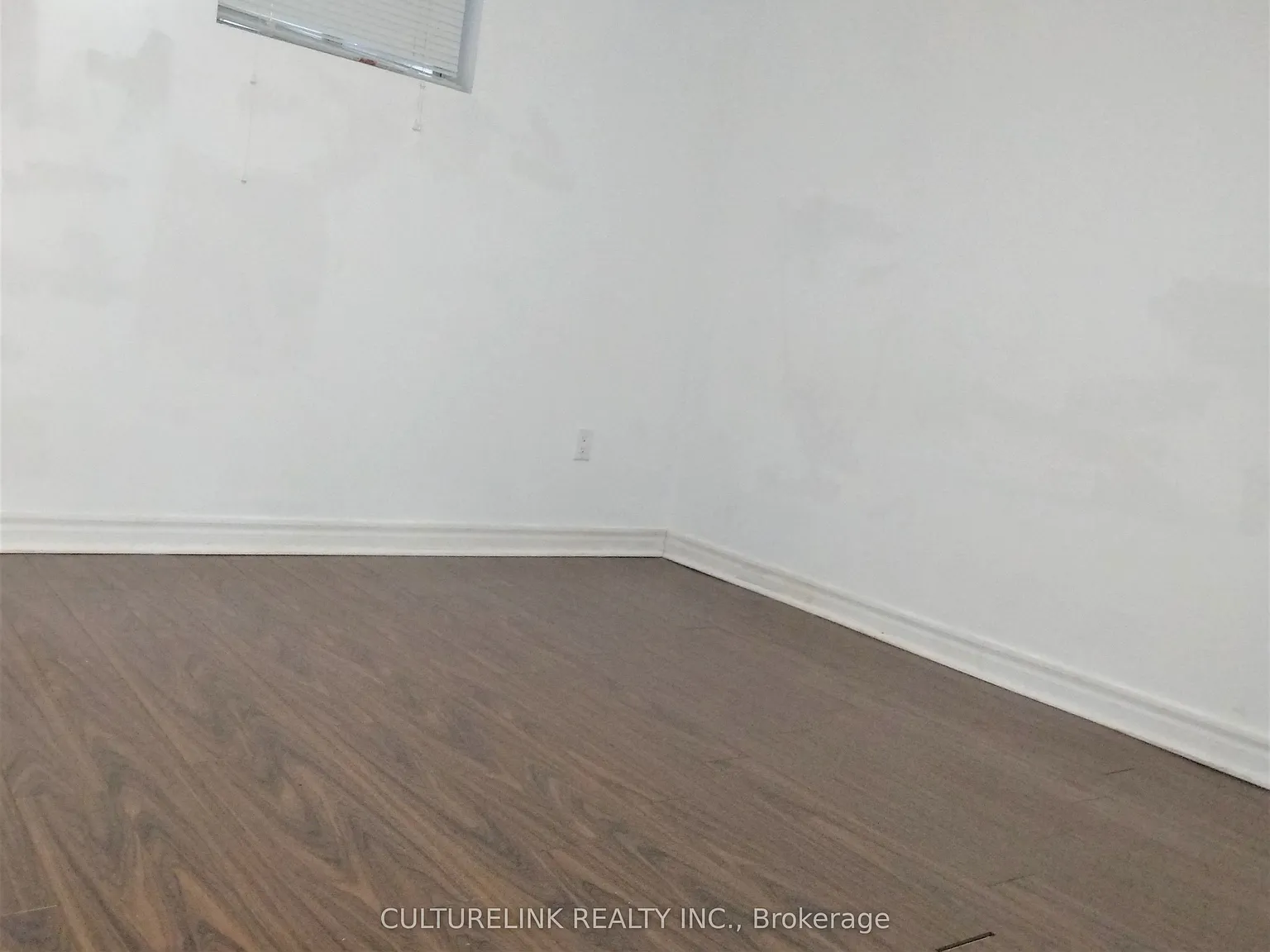 2 bed, $1,900 — Photo 4