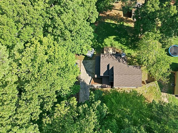 3rd image of 11129 Lakeshore Dr