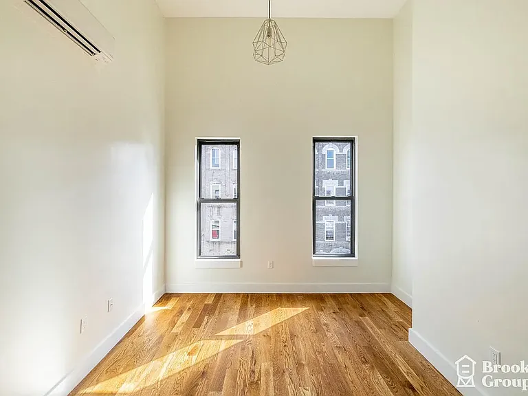 42 Driggs Ave #1R — Photo 9