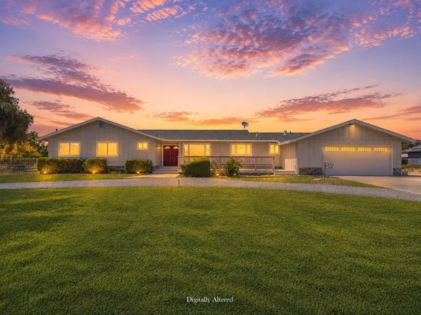 1135 Manning Ct, San Martin, CA 95046