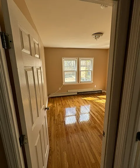 53-55 Hinsdale Pl — Photo 5
