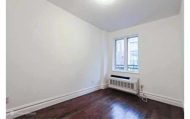 Rented by Douglas Elliman | media 24