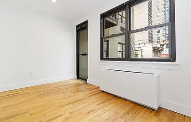 Rented by Mossanen Group