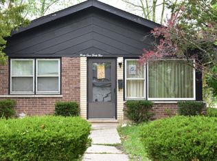 3145 Butler Ave, Steger, IL 60475