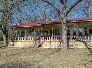 232 County Road 2650, Telephone, TX 75488