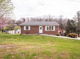 3750 E Point Rd, Elkton, VA 22827