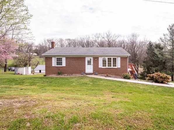 3750 E Point Rd, Elkton, VA 22827