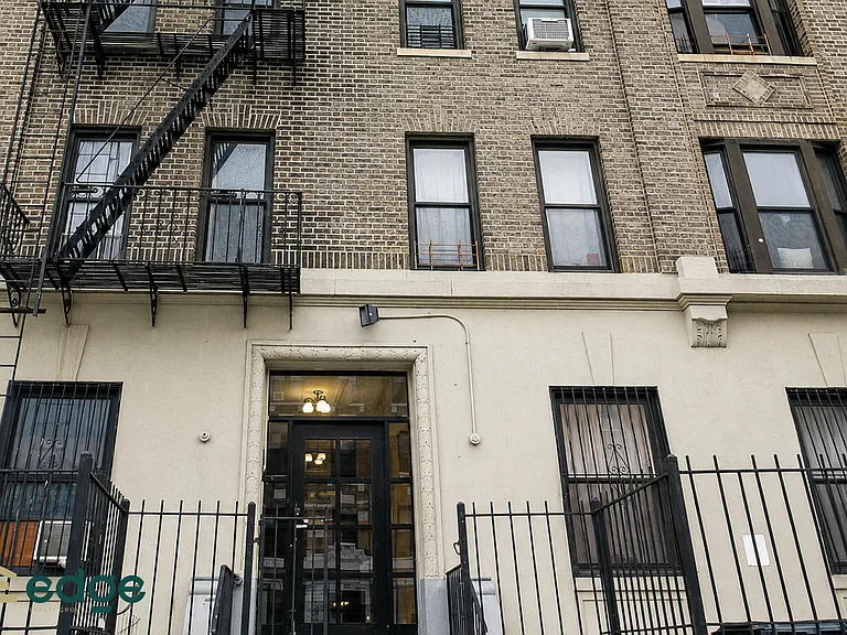 600 Park Pl #10 — Photo 7