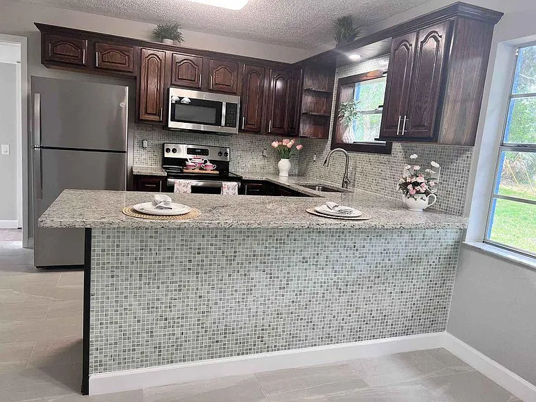 2410 S Brocksmith Rd — Photo 11