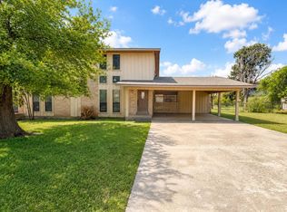 105 Brentwood Dr, New Braunfels, TX 78130