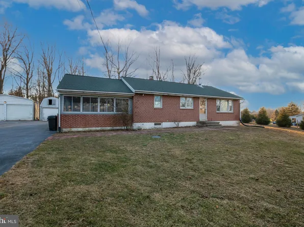2093 Kenbrook Rd #L-0002, Lebanon, PA 17046