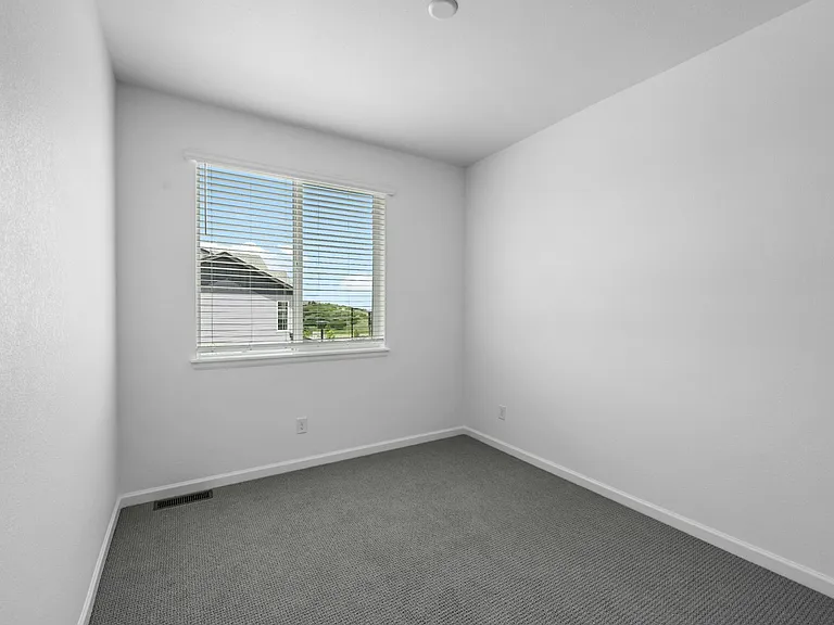 6817 Huddersfield Ln — Photo 16