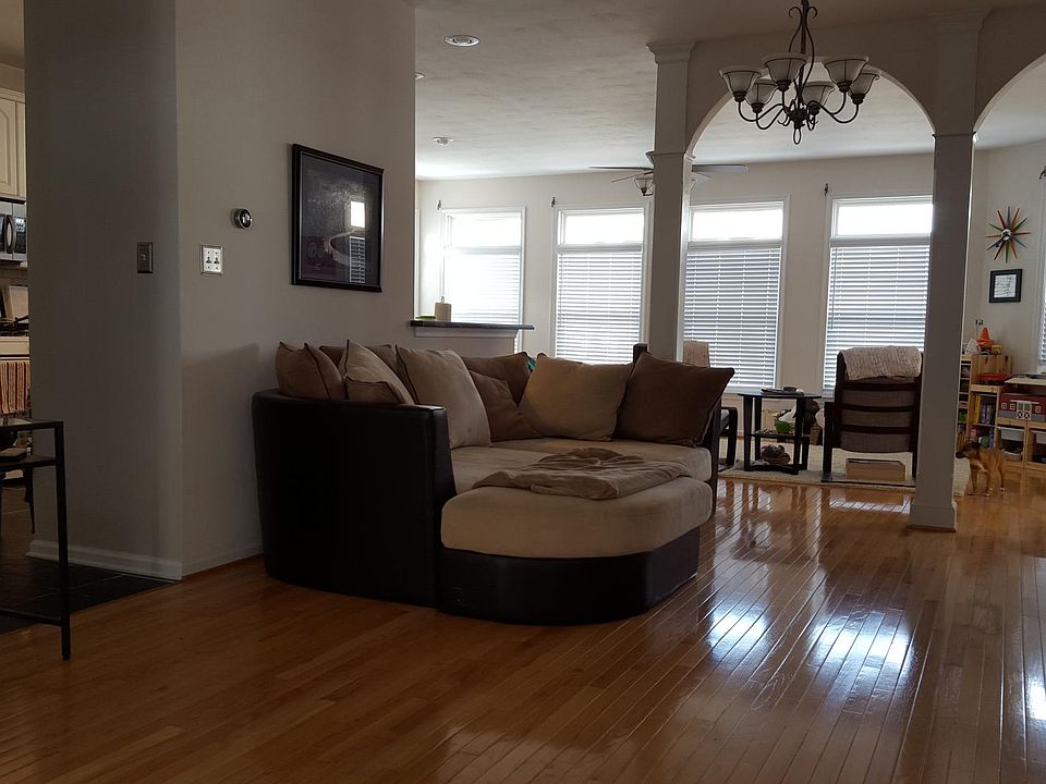 Dining Room (Second Floor)