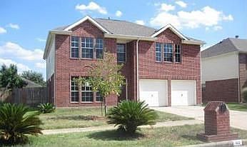 2nd image of 802 N Vista Dr