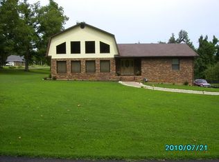 308 Meadow Hill Blvd, Central City, KY 42330