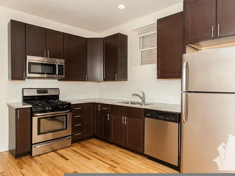 2322 N Southport Ave #G — Photo 6