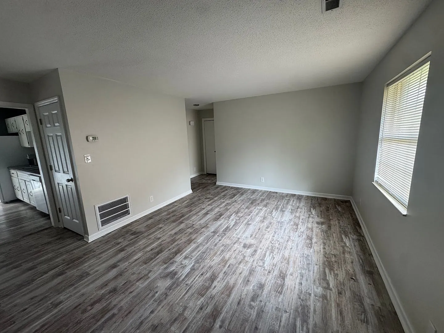 212 S. David Ln. — Photo 3