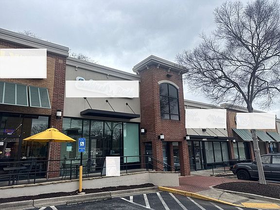 3rd image of 2282 Peachtree Rd NW