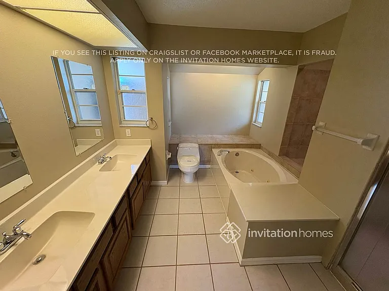 2272 Kenya Ln — Photo 9