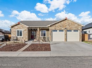 1226 E 17th St, Rifle, CO 81650