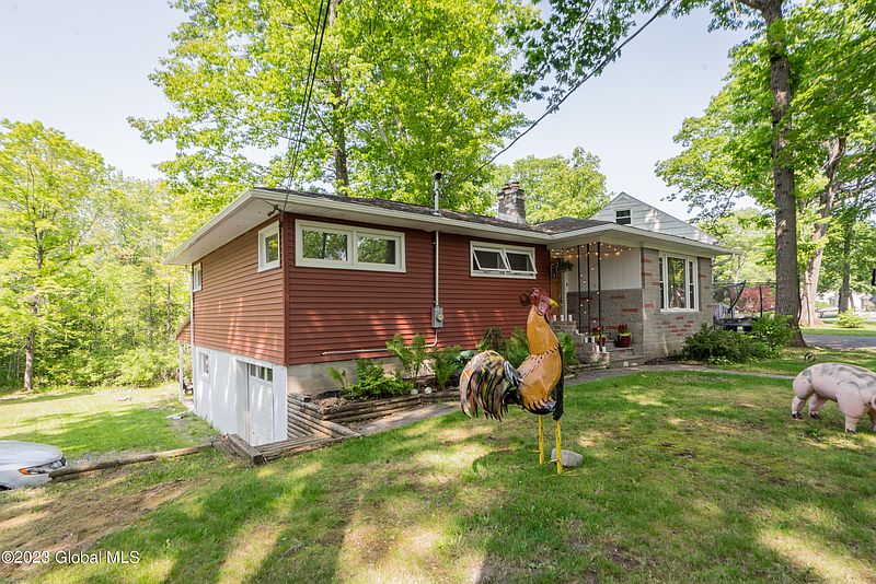 5th image of 41 Woodside Dr