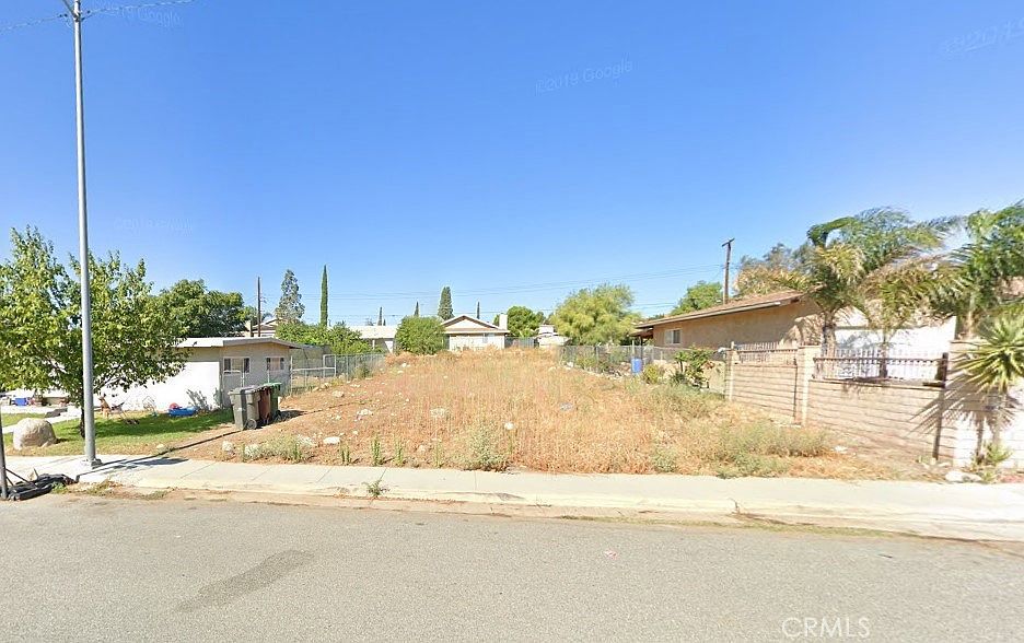 1st image of 1451 N Blanchard St #15