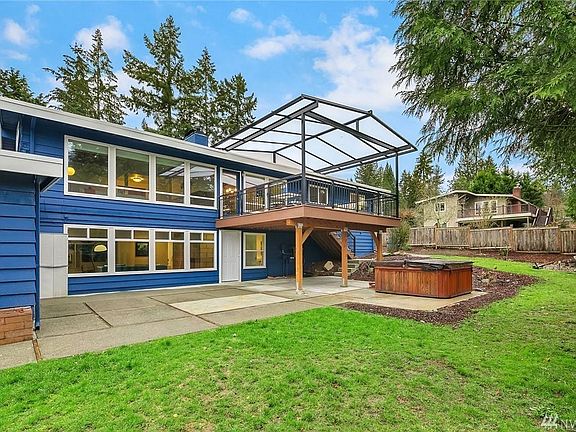 2nd image of 2918 165th Ave SE