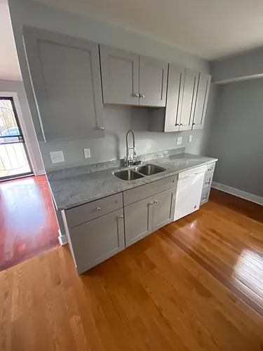 2711 Park Ave Photo 1