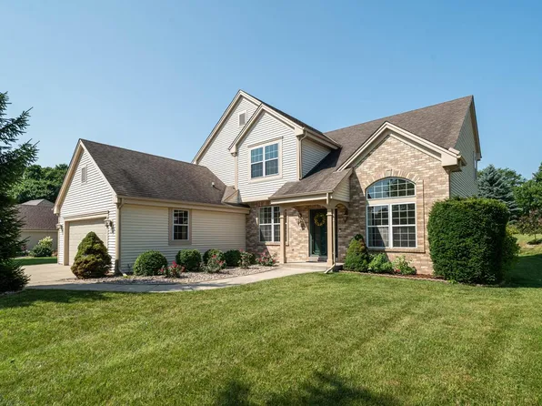 1981 Foxcroft LANE, Waukesha, WI 53189