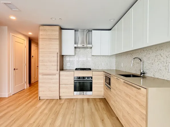 2381 Beta Ave, Burnaby, BC