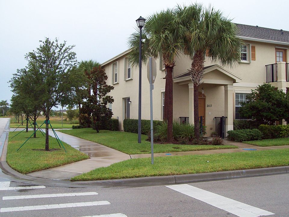 1st image of 2117 SE Fern Park Dr